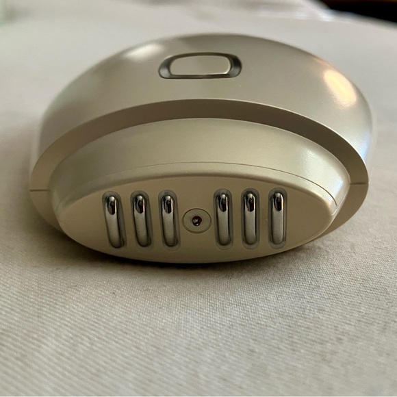 Newa RF Facial Toning Devise with Full Gel - Barely Used - Picture 3 of 13